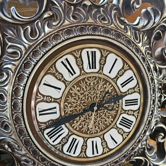 Gorgeous Ornate Vintage Gold Westclox Wall Clock - Picture 3 of 8